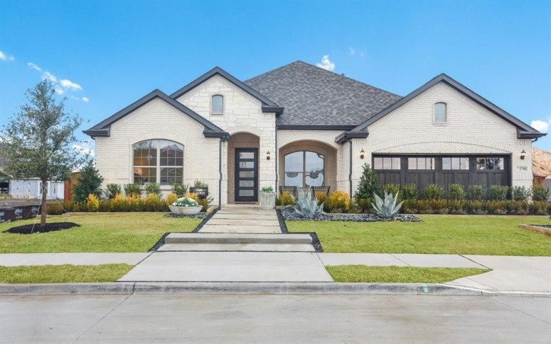 1310 Chisos Way, Forney, TX 75126, 4 Bedrooms Bedrooms, ,3 BathroomsBathrooms,Residential,For Sale,1310 Chisos Way,20978252