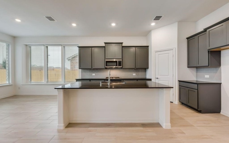 725 Enys Road, McKinney, TX 75069, 5 Habitaciones Habitaciones , ,5 BañosBaños,Residential,En Venta,725 Enys Road,20978420