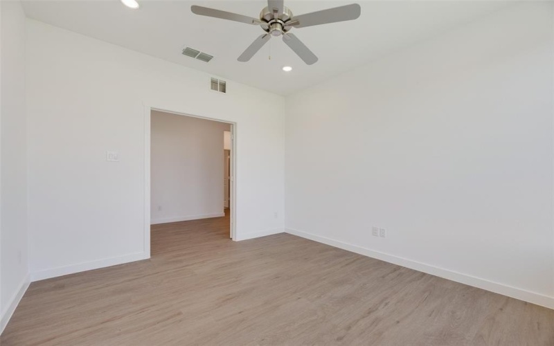 137 Breeds Hill Road, Little Elm, TX 75068, 4 Habitaciones Habitaciones , ,3 BañosBaños,Residential,En Venta,137 Breeds Hill Road,20978469