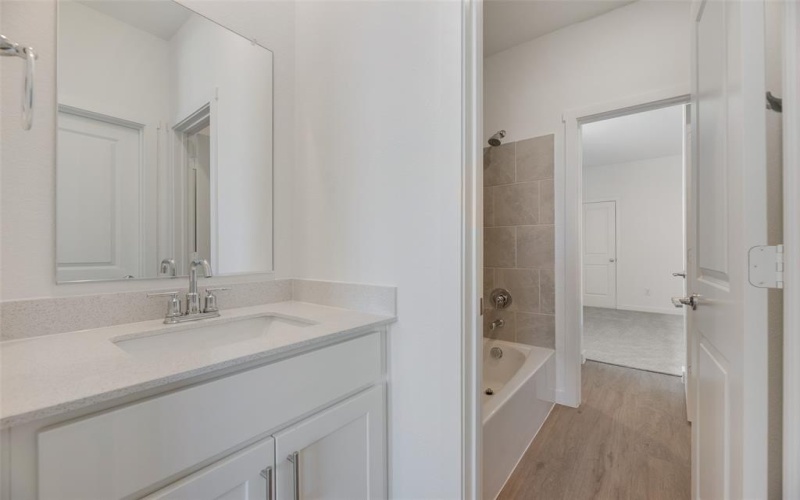 137 Breeds Hill Road, Little Elm, TX 75068, 4 Habitaciones Habitaciones , ,3 BañosBaños,Residential,En Venta,137 Breeds Hill Road,20978469