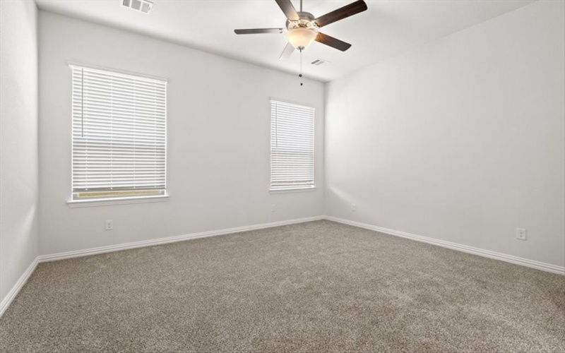 2105 Hazel Lily Run, Mesquite, TX 75181, 3 Bedrooms Bedrooms, ,2 BathroomsBathrooms,Residential,For Sale,2105 Hazel Lily Run,20978524