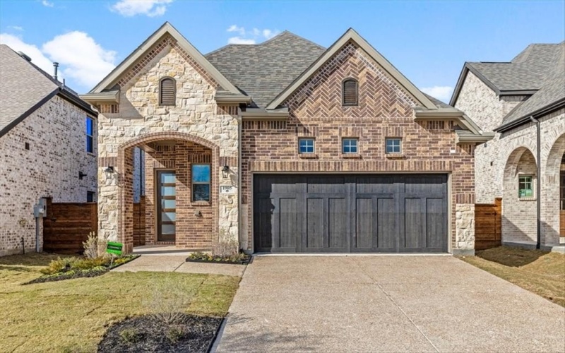 2105 Hazel Lily Run, Mesquite, TX 75181, 3 Bedrooms Bedrooms, ,2 BathroomsBathrooms,Residential,For Sale,2105 Hazel Lily Run,20978524