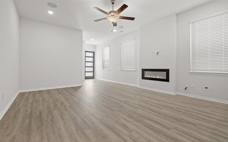 2105 Hazel Lily Run, Mesquite, TX 75181, 3 Bedrooms Bedrooms, ,2 BathroomsBathrooms,Residential,For Sale,2105 Hazel Lily Run,20978524