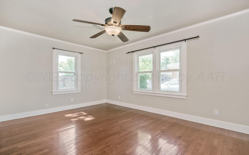 1009 S BRYAN Street, Amarillo, TX 79102-1305, 3 Bedrooms Bedrooms, ,1 BathroomBathrooms,Residential,For Sale,1009 S BRYAN Street,25-5694