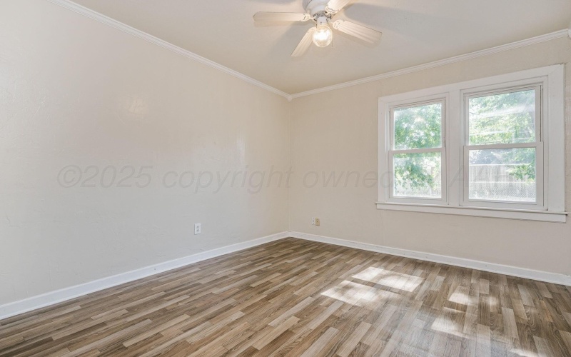 1009 S BRYAN Street, Amarillo, TX 79102-1305, 3 Bedrooms Bedrooms, ,1 BathroomBathrooms,Residential,For Sale,1009 S BRYAN Street,25-5694