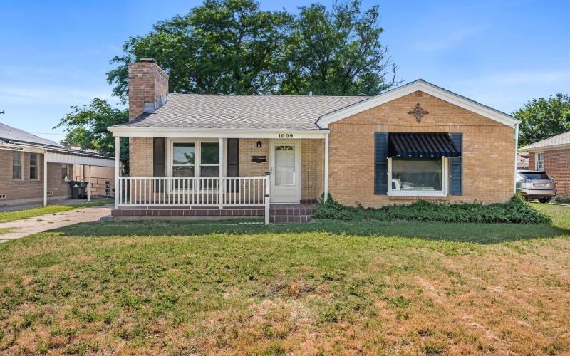 1009 S BRYAN Street, Amarillo, TX 79102-1305, 3 Bedrooms Bedrooms, ,1 BathroomBathrooms,Residential,For Sale,1009 S BRYAN Street,25-5694