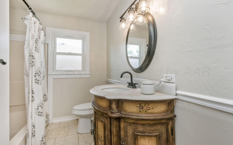 1009 S BRYAN Street, Amarillo, TX 79102-1305, 3 Bedrooms Bedrooms, ,1 BathroomBathrooms,Residential,For Sale,1009 S BRYAN Street,25-5694