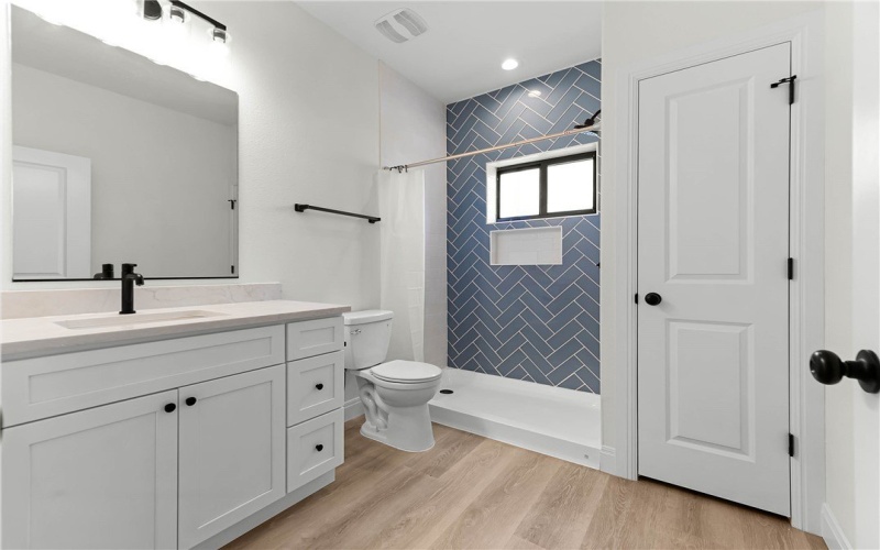 1210 W Dallas, Seadrift, TX 77983, 3 Bedrooms Bedrooms, ,2 BathroomsBathrooms,Residential,For Sale,1210 W Dallas,460991