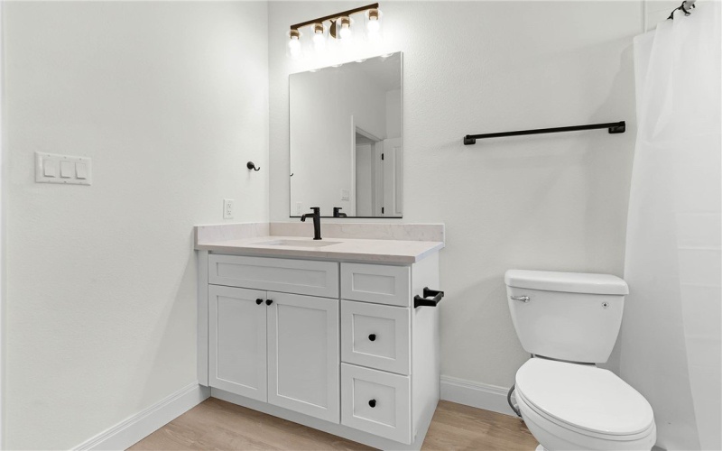 1210 W Dallas, Seadrift, TX 77983, 3 Bedrooms Bedrooms, ,2 BathroomsBathrooms,Residential,For Sale,1210 W Dallas,460991