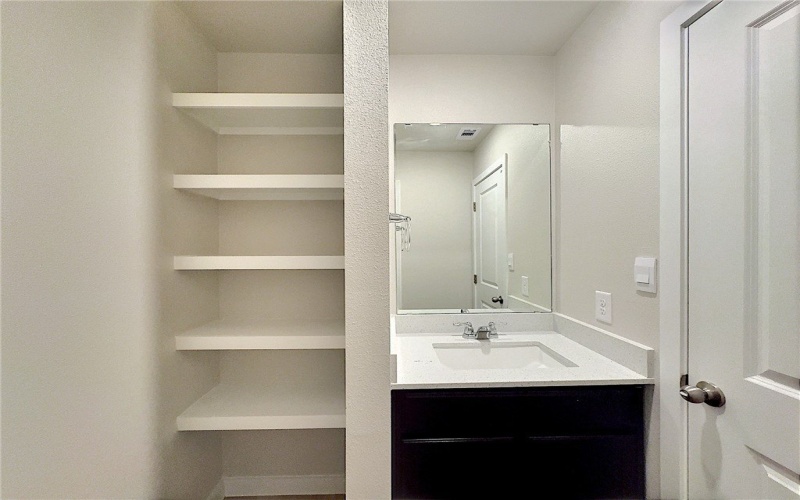 3405 Tanzanite Drive, Corpus Christi, TX 78414, 4 Habitaciones Habitaciones , ,2 BañosBaños,Residential,En Venta,3405 Tanzanite Drive,461049