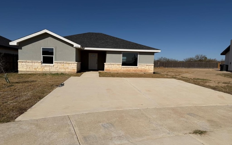 2873 Garden View Dr., Eagle Pass, TX 78852, 3 Bedrooms Bedrooms, ,2 BathroomsBathrooms,Residential,For Sale,2873 Garden View Dr.,0,81380