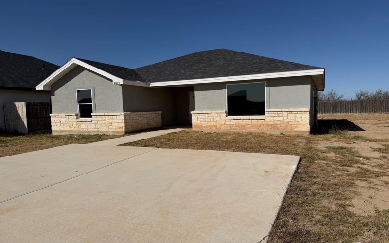 2873 Garden View Dr., Eagle Pass, TX 78852, 3 Bedrooms Bedrooms, ,2 BathroomsBathrooms,Residential,For Sale,2873 Garden View Dr.,0,81380