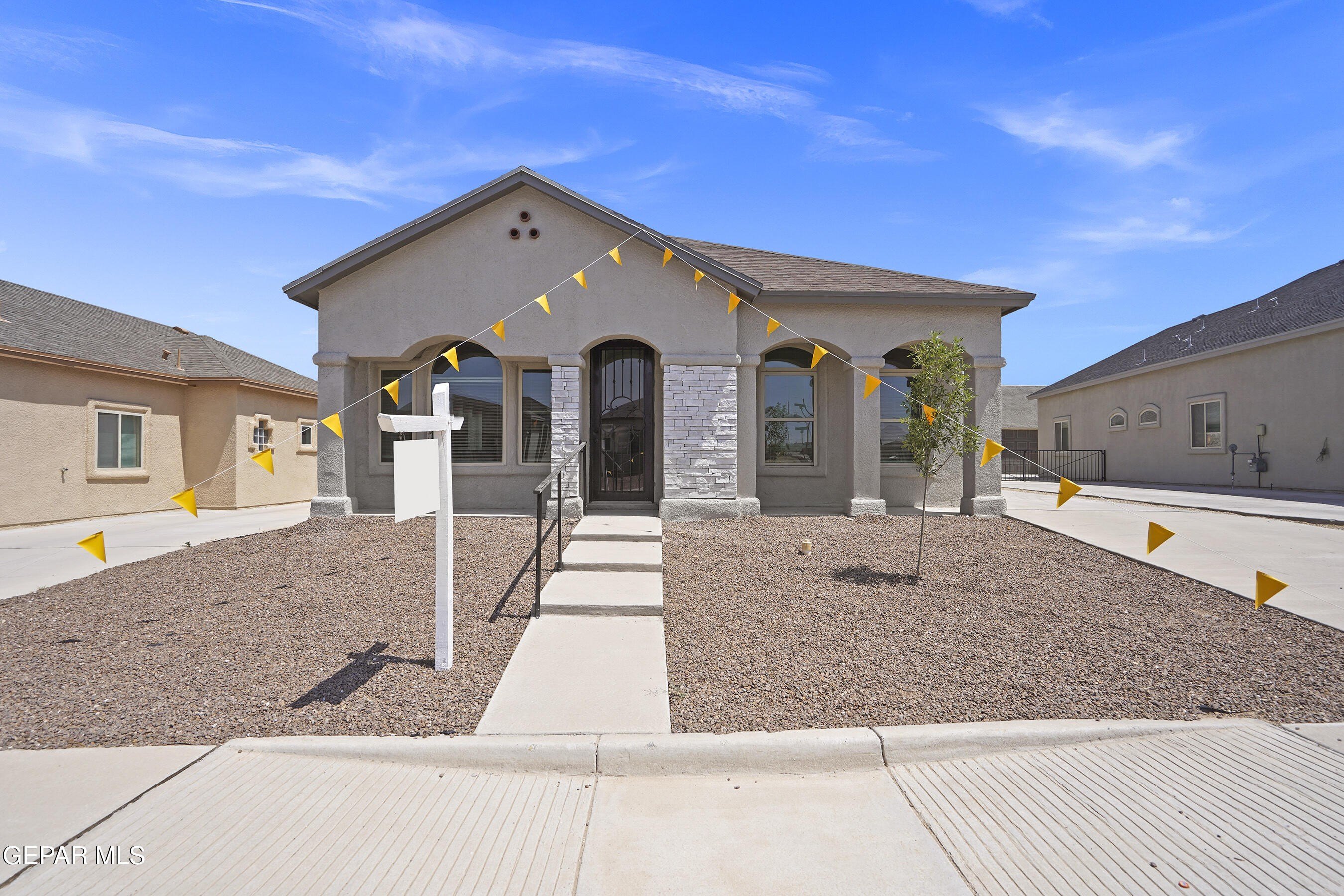 14373 Nick Drahos Lane, Horizon City, TX 79928, 4 Bedrooms Bedrooms, ,2 BathroomsBathrooms,Residential,For Sale,14373 Nick Drahos Lane,925156