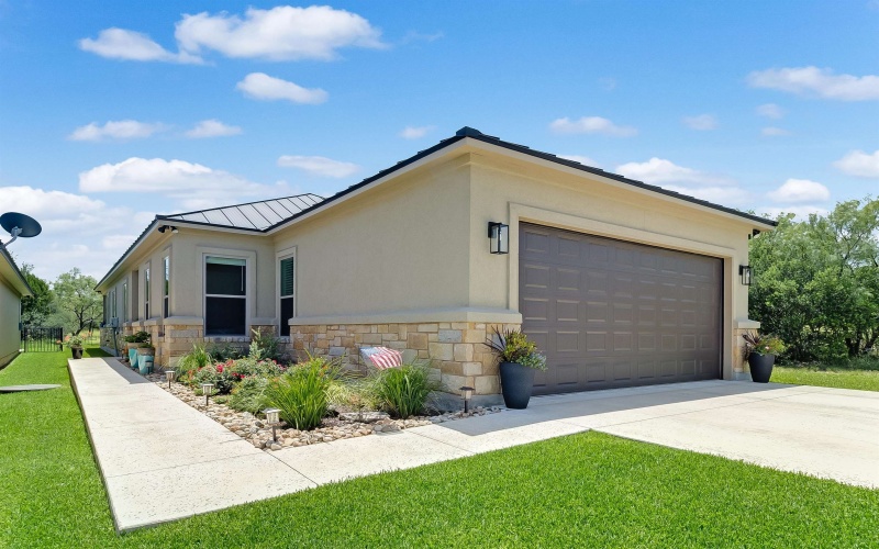 317 Parallel Circle, Horseshoe Bay, TX 78657, 2 Habitaciones Habitaciones , ,2 BañosBaños,Residential,En Venta,317 Parallel Circle,173983