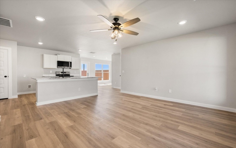 6009 Volney Avenue, Lubbock, TX 79407, 3 Bedrooms Bedrooms, ,2 BathroomsBathrooms,Residential,For Sale,6009 Volney Avenue,0,202556761