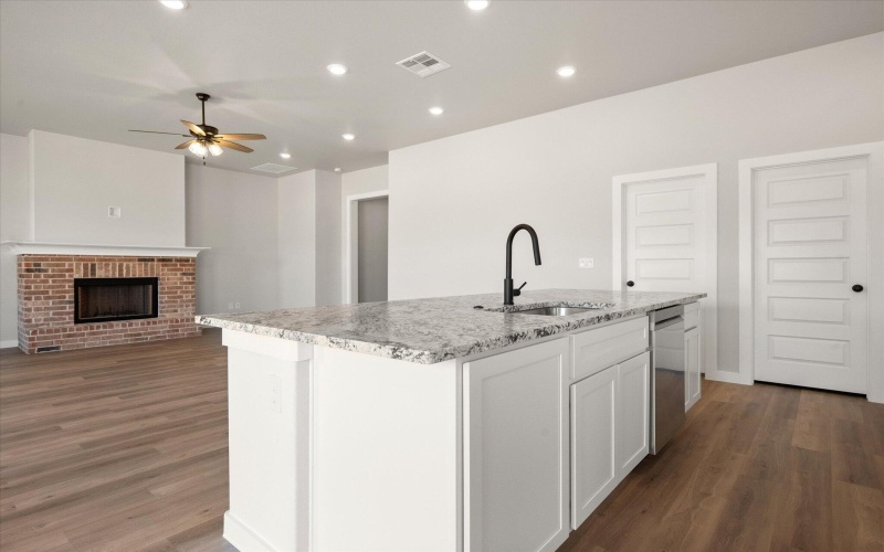 7439 29th Street, Lubbock, TX 79407, 4 Bedrooms Bedrooms, ,3 BathroomsBathrooms,Residential,For Sale,7439 29th Street,202556763
