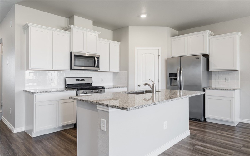 2506 Excelsior Boulevard, Corpus Christi, TX 78415, 4 Bedrooms Bedrooms, ,3 BathroomsBathrooms,Residential,For Sale,2506 Excelsior Boulevard,451449