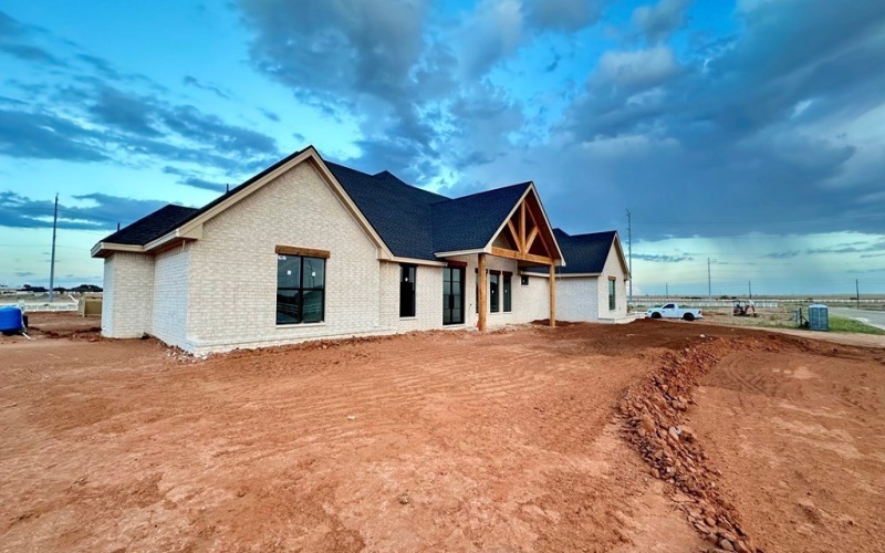2815 S County Rd 1092, Midland, TX 79706, 4 Bedrooms Bedrooms, ,3 BathroomsBathrooms,Residential,For Sale,2815 S County Rd 1092,50083202