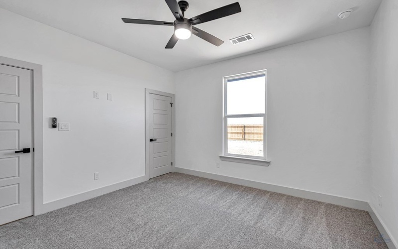 2217 S County Rd 1059, Midland, TX 79705, 4 Habitaciones Habitaciones , ,2 BañosBaños,Residential,En Venta,2217 S County Rd 1059,0,50083210
