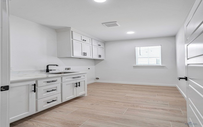 2118 S County Rd 1059, Midland, TX 79706, 4 Habitaciones Habitaciones , ,3 BañosBaños,Residential,En Venta,2118 S County Rd 1059,50083212