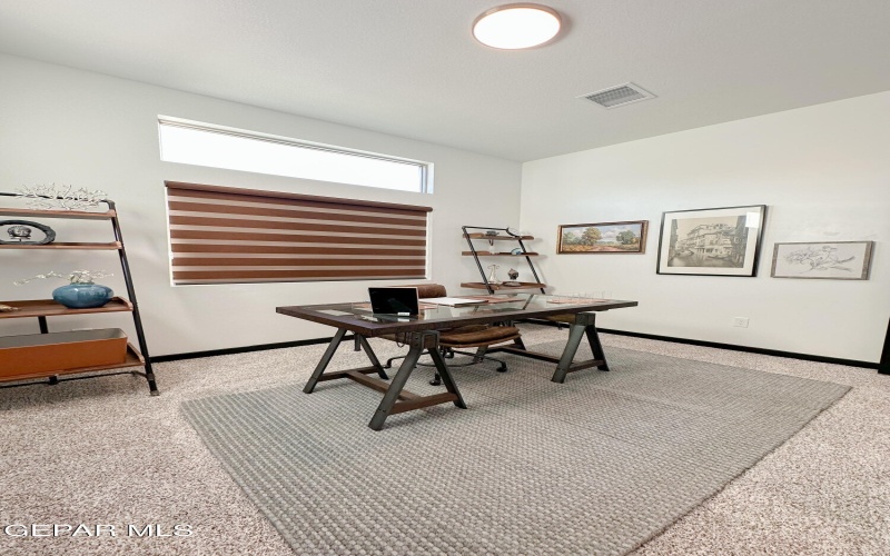 1440 HARLAN POINT Place, El Paso, TX 79928, 4 Habitaciones Habitaciones , ,3 BañosBaños,Residential,En Venta,1440 HARLAN POINT Place,925167