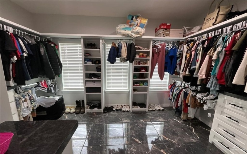 1213 Emma Elizabeth Street, Weslaco, TX 78599, 4 Bedrooms Bedrooms, ,2 BathroomsBathrooms,Residential,For Sale,1213 Emma Elizabeth Street,474468