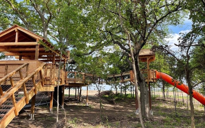 1805 Tree House Trail, Mesquite, TX 75181, 4 Bedrooms Bedrooms, ,2 BathroomsBathrooms,Residential,For Sale,1805 Tree House Trail,20919354