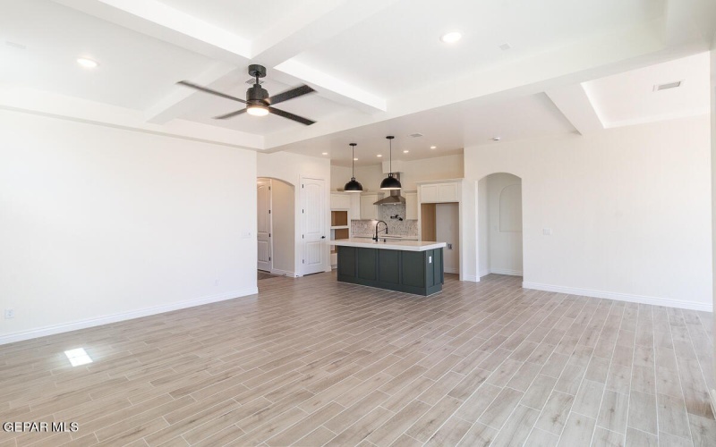 13956 Summer Hail Avenue, El Paso, TX 79928, 3 Habitaciones Habitaciones , ,2 BañosBaños,Residential,En Venta,13956 Summer Hail Avenue,925213