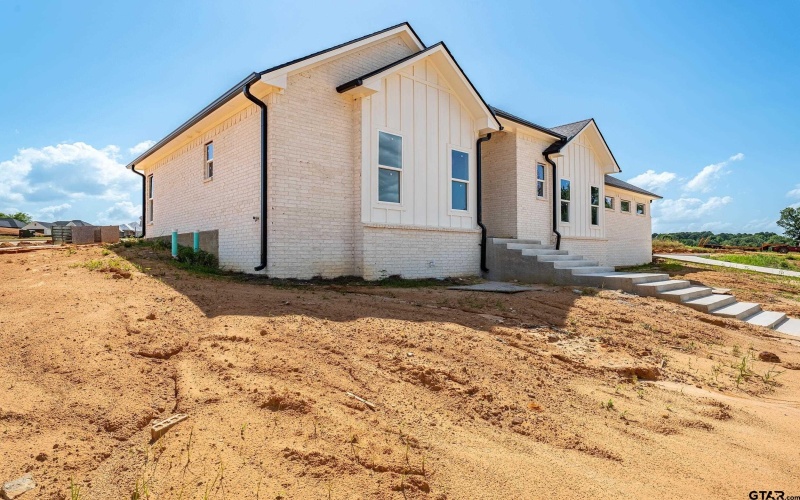 606 Prince Ln, Tyler, TX 75704, 4 Bedrooms Bedrooms, ,2 BathroomsBathrooms,Residential,For Sale,606 Prince Ln,25009626