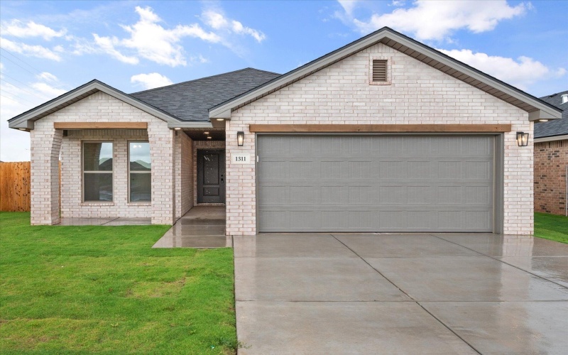 1311 N Colton Avenue, Lubbock, TX 79416, 4 Bedrooms Bedrooms, ,2 BathroomsBathrooms,Residential,For Sale,1311 N Colton Avenue,202556821