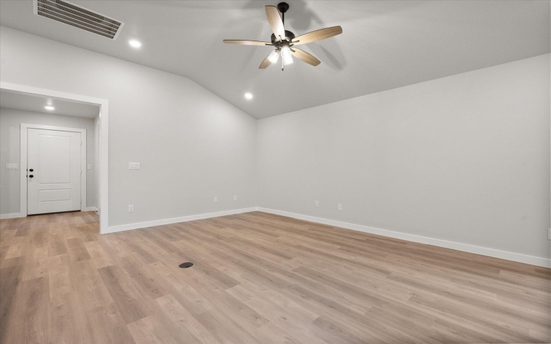 1311 N Colton Avenue, Lubbock, TX 79416, 4 Bedrooms Bedrooms, ,2 BathroomsBathrooms,Residential,For Sale,1311 N Colton Avenue,202556821