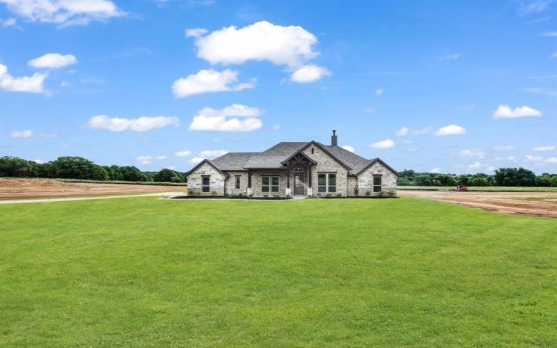 1044 Arbor Vista Drive, Azle, TX 76020, 4 Habitaciones Habitaciones , ,2 BañosBaños,Residential,En Venta,1044 Arbor Vista Drive,0,20976768