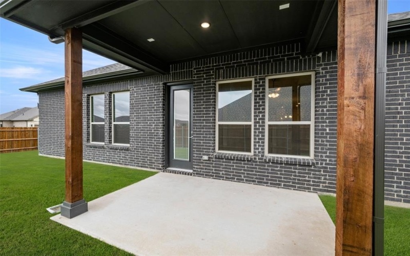2297 High Plain Lane, Waxahachie, TX 75167, 3 Bedrooms Bedrooms, ,2 BathroomsBathrooms,Residential,For Sale,2297 High Plain Lane,20978671