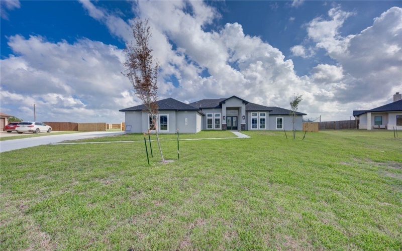 1365 Whitehand Court, Corpus Christi, TX 78415, 5 Bedrooms Bedrooms, ,3 BathroomsBathrooms,Residential,For Sale,1365 Whitehand Court,457689