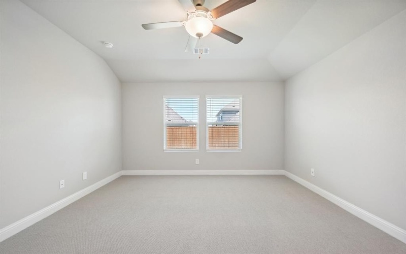 1044 Chestnut Drive, Lavon, TX 75166, 3 Bedrooms Bedrooms, ,2 BathroomsBathrooms,Residential,For Sale,1044 Chestnut Drive,20979358