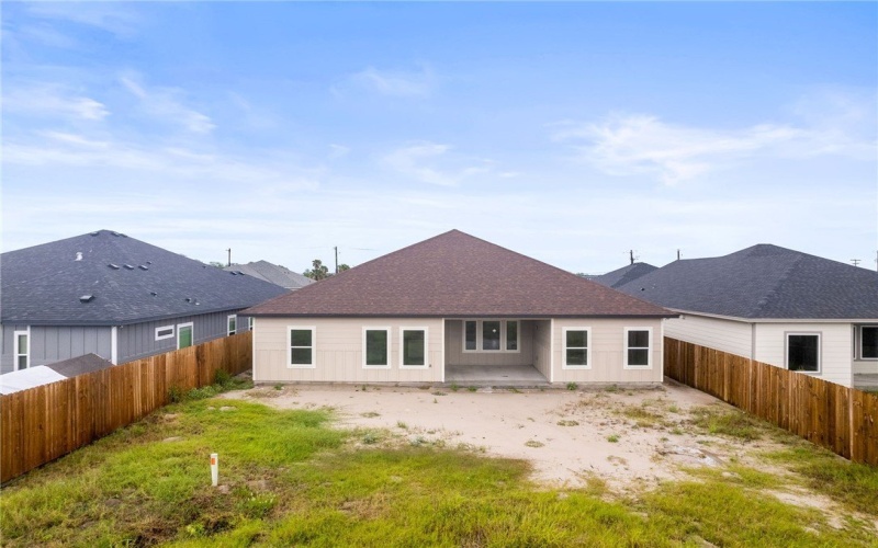 106 Traditions Drive, Rockport, TX 78382, 5 Bedrooms Bedrooms, ,3 BathroomsBathrooms,Residential,For Sale,106 Traditions Drive,457691