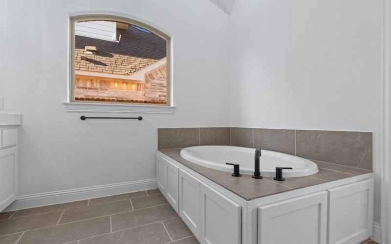 905 Mumms Field Drive, Fort Worth, TX 76247, 3 Bedrooms Bedrooms, ,2 BathroomsBathrooms,Residential,For Sale,905 Mumms Field Drive,0,20978629