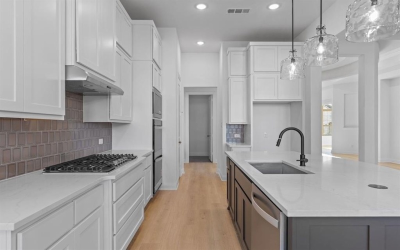 905 Mumms Field Drive, Fort Worth, TX 76247, 3 Bedrooms Bedrooms, ,2 BathroomsBathrooms,Residential,For Sale,905 Mumms Field Drive,0,20978629