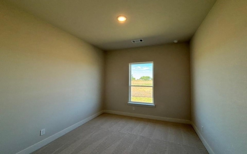 2325 Quartz Street, Krum, TX 76249, 4 Bedrooms Bedrooms, ,3 BathroomsBathrooms,Residential,For Sale,2325 Quartz Street,20978748