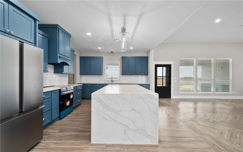 202 Drum Drive, Rockport, TX 78382, 4 Habitaciones Habitaciones , ,3 BañosBaños,Residential,En Venta,202 Drum Drive,451802