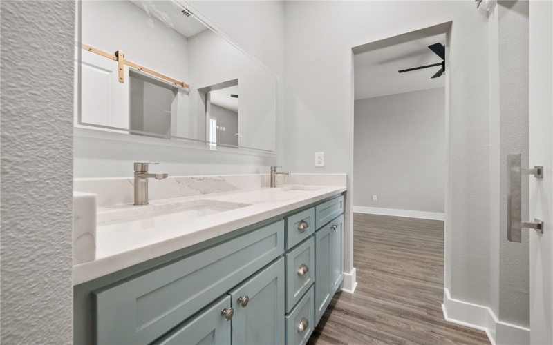 202 Drum Drive, Rockport, TX 78382, 4 Habitaciones Habitaciones , ,3 BañosBaños,Residential,En Venta,202 Drum Drive,451802