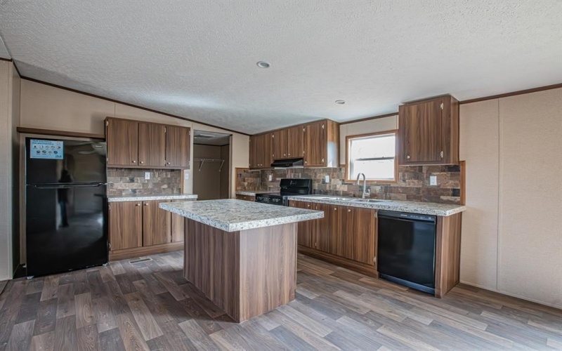 109 Draven Drive, Springtown, TX 76082, 4 Bedrooms Bedrooms, ,2 BathroomsBathrooms,Residential,For Sale,109 Draven Drive,20978835