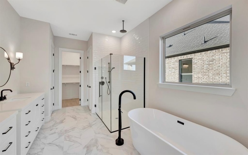 5675 Taylor Trail, Arlington, TX 76017, 4 Habitaciones Habitaciones , ,3 BañosBaños,Residential,En Venta,5675 Taylor Trail,0,20980160