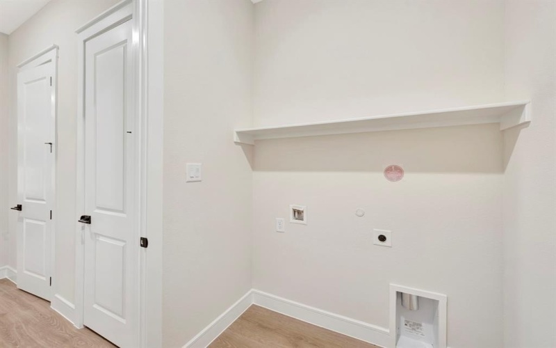 5675 Taylor Trail, Arlington, TX 76017, 4 Habitaciones Habitaciones , ,3 BañosBaños,Residential,En Venta,5675 Taylor Trail,0,20980160