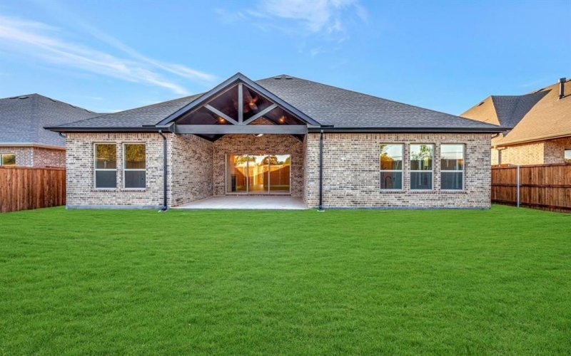 5675 Taylor Trail, Arlington, TX 76017, 4 Habitaciones Habitaciones , ,3 BañosBaños,Residential,En Venta,5675 Taylor Trail,0,20980160