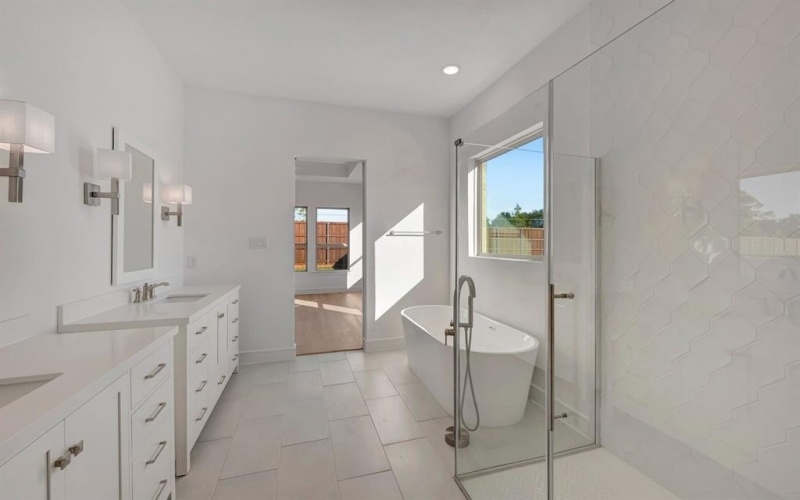 5655 Taylor Trail, Arlington, TX 76017, 4 Habitaciones Habitaciones , ,3 BañosBaños,Residential,En Venta,5655 Taylor Trail,0,20980199