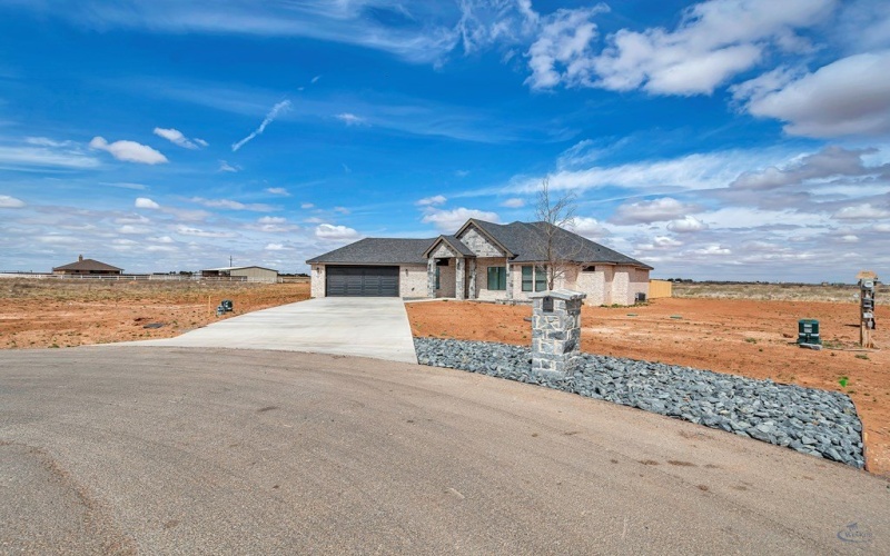 2102 S County Rd 1059, Midland, TX 79706, 4 Bedrooms Bedrooms, ,3 BathroomsBathrooms,Residential,For Sale,2102 S County Rd 1059,50083215
