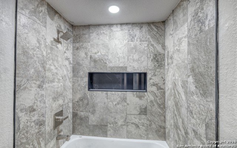 121 CR 367, Uvalde, TX 78801, 4 Habitaciones Habitaciones , ,3 BañosBaños,Residential,En Venta,121 CR 367,1878488