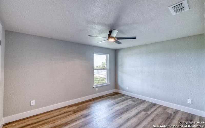 121 CR 367, Uvalde, TX 78801, 4 Habitaciones Habitaciones , ,3 BañosBaños,Residential,En Venta,121 CR 367,1878488