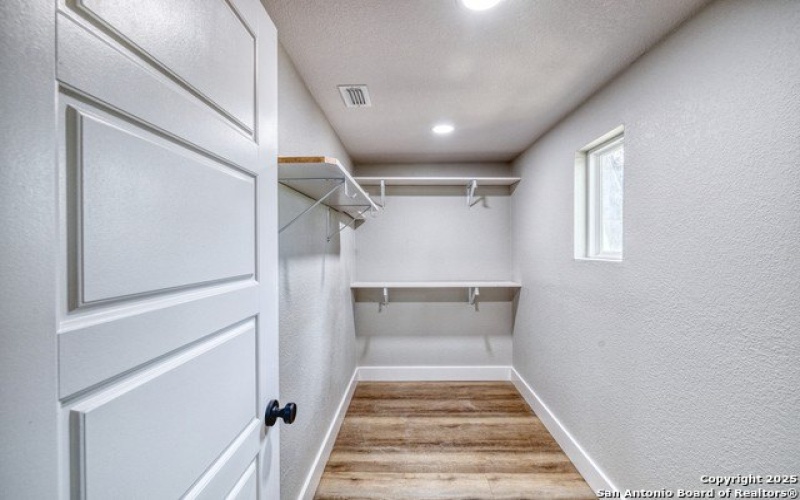 121 CR 367, Uvalde, TX 78801, 4 Habitaciones Habitaciones , ,3 BañosBaños,Residential,En Venta,121 CR 367,1878488